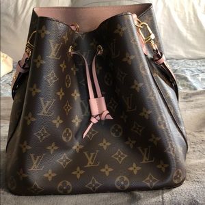 Louis Vuitton Neoneo